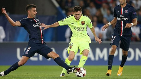 Motta bị bố Messi mắng vì lỡ xoạc bóng với M10