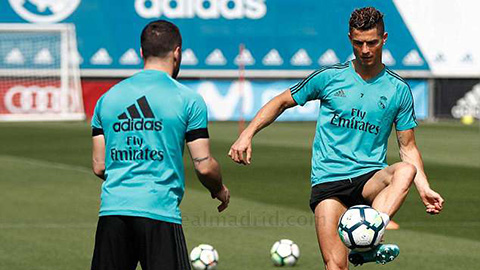 Ronaldo trở lại tập luyện cùng Real
