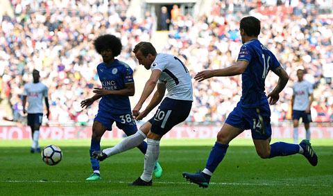 Tottenham và Leicester đã cống hiến cho người hâm mộ trận cầu 9 bàn thắng
