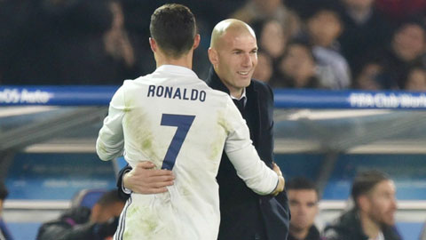 Vì sao Zidane đổi đời sau 2 tháng?