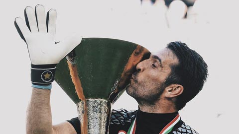 Gianluigi Buffon giành Scudetto thứ 9: Huyền thoại số một lịch sử Serie A