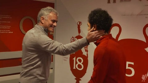 Salah tiết lộ câu chuyện thân mật với Mourinho