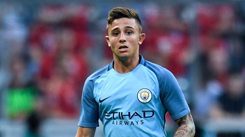 Man City bán tài năng trẻ Pablo Maffeo cho Stuttgart