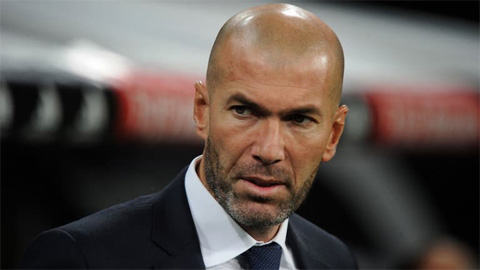 HLV Zidane đau đầu vì... Real không bị sứt mẻ lực lượng