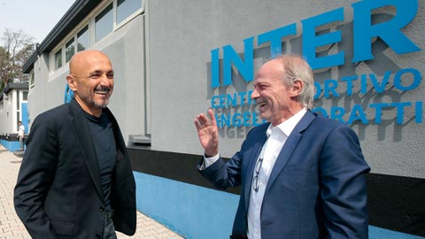 HLV Spalletti (trái) sẽ ký hợp đồng mới với Inter trong tuần này