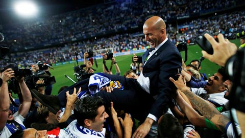 Zidane vs Klopp: 'Thánh nhân' và 'người thường'