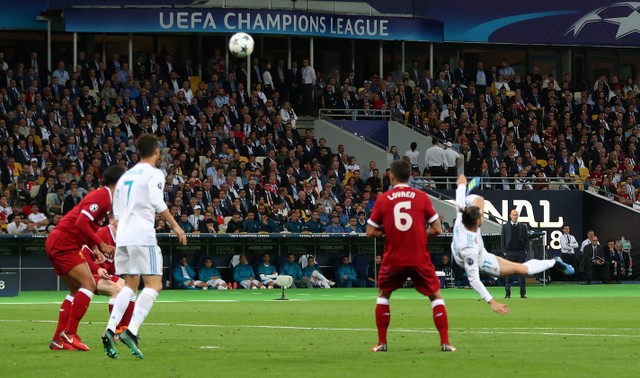 Vào sân từ băng ghế dự bị, Gareth Bale trở thành người hùng của Real Madrid khi anh có cú ngả bàn đẹp tuyệt đẹp giúp Real nâng tỷ số lên 2-0