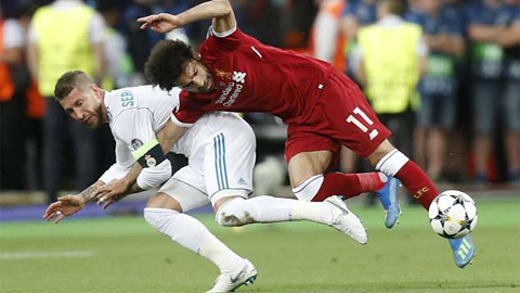 Trật khớp vai, Salah nguy cơ lỡ World Cup