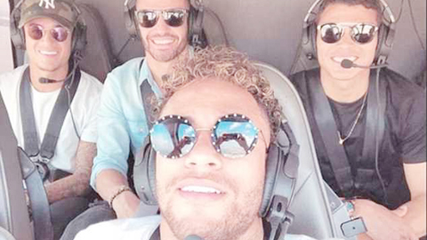 Hậu trường sân có 28/5: Neymar cầm đầu tổ bay Selecao