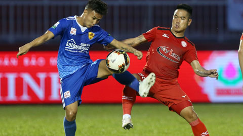 Hòa 0-0 với ĐKVĐ Quảng Nam, TP.HCM đã... hết thua