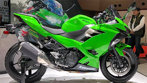 So sánh Kawasaki Ninja 250 2019 và Honda CBR250RR