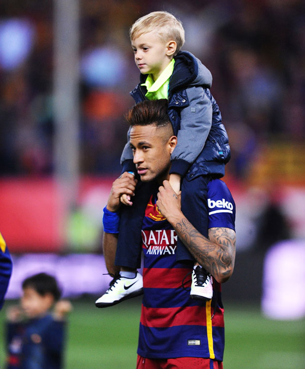 Davi Lucca: Con trai sinh năm 2011 của Neymar và người bạn gái cũ Carolina Dantas