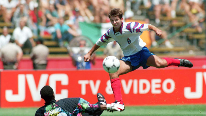 Salenko là cầu thủ duy nhất ghi 5 bàn trong một trận đấu ở World Cup