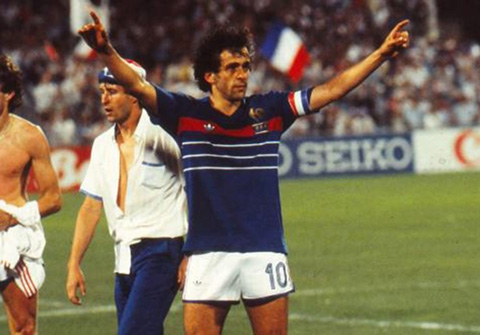 Đội hình tiêu biểu của Pháp không thể thiếu Platini