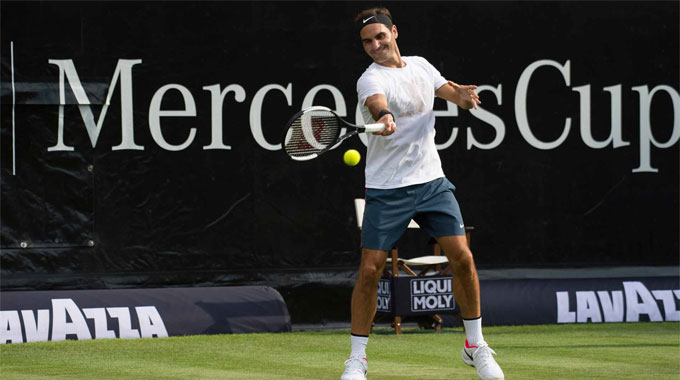 Federer khởi động mùa giải sân cỏ từ Stuttgart Open