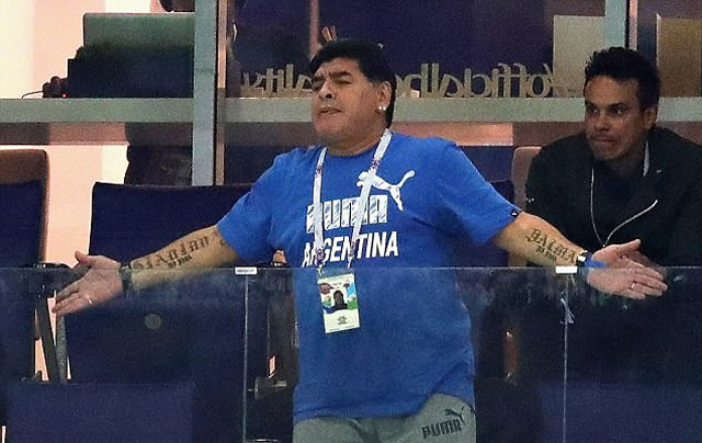 Maradona thất vọng với màn trình diễn của các cầu thủ Argentina