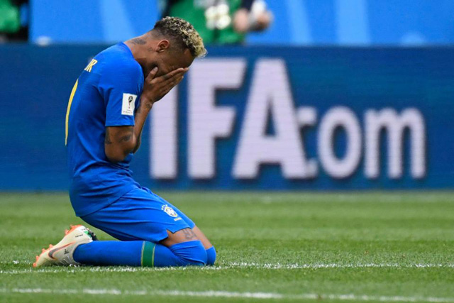 Một Neymar hay nước mắt có đủ bản lĩnh để dẫn dầu Brazil?