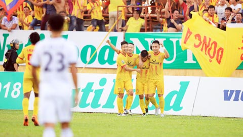 Nam Định 4-2 SHB Đà Nẵng: Người cũ gieo sầu cho SHB.ĐN
