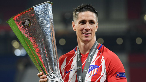 Torres theo chân Iniesta tới Nhật Bản