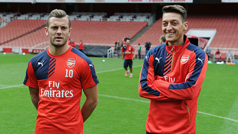 Oezil thay Wilshere mặc áo số 10 ở Arsenal