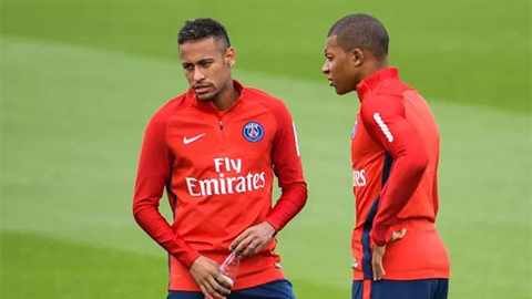 Mbappe không hài lòng với cách hành xử của Neymar ở PSG