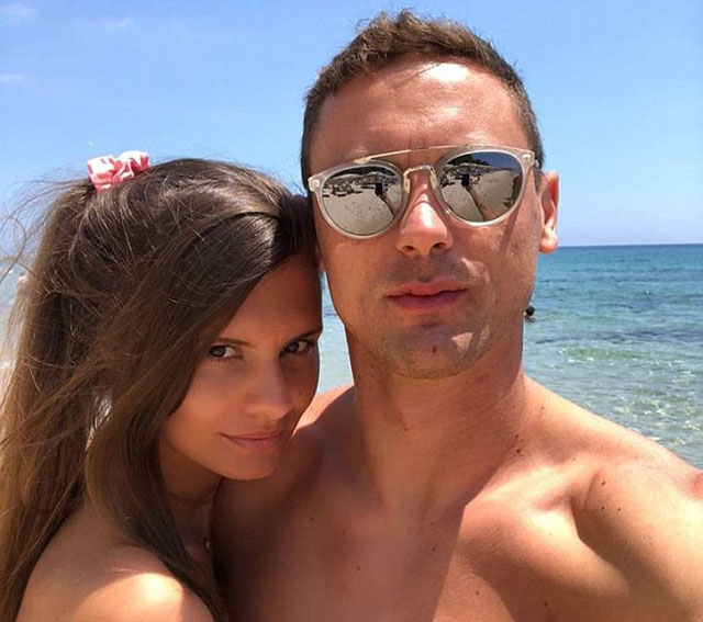 Nemanja Matic (M.U): Ngôi sao của tuyển Serbia đã có những giây phút nghỉ ngơi thư thái bên cô vợ xinh đẹp Aleksandra Pavic