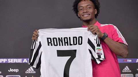 Cuadrado tự nguyện nhường áo số 7 cho Ronaldo