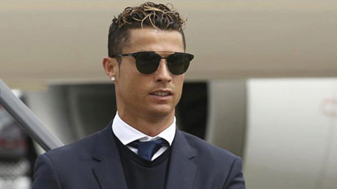 Ronaldo chưa chắc thoát án trốn thuế dù chuyển tới Italia