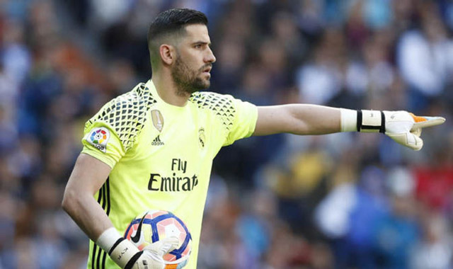 Kiko Casilla: Vẫn còn hợp đồng nhưng nhiều khả năng sẽ bị đẩy đi để lấy chỗ cho một thủ môn mới, chẳng hạn như Thibaut Courtois