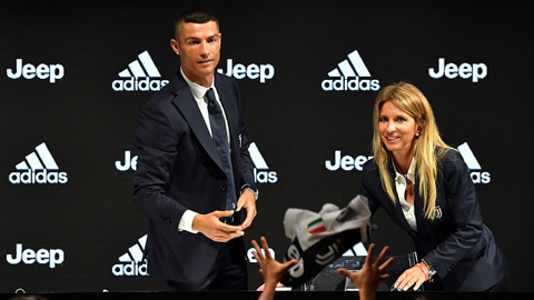 Ronaldo đã nói gì tại buổi họp báo đầu tiên ở Juventus?