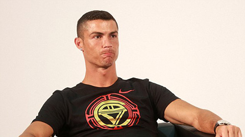 Ronaldo nhận án tù treo 2 năm, phạt 12,1 triệu bảng