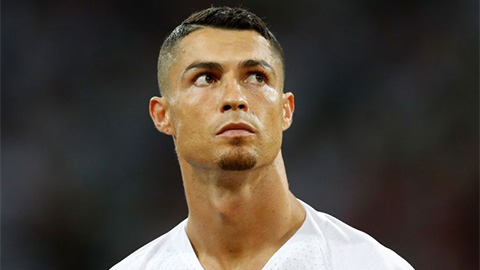 Ronaldo vô đối sút phạt thành bàn trong thập kỷ qua