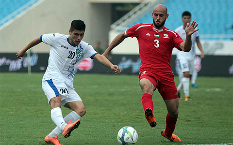 Uzbekistan thi đấu kém ấn tượng ở giải tứ hùng quốc tế - Ảnh: Phan Tùng 