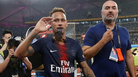 Neymar trở lại PSG sau 5 tháng: Màn tái xuất kém ấn tượng