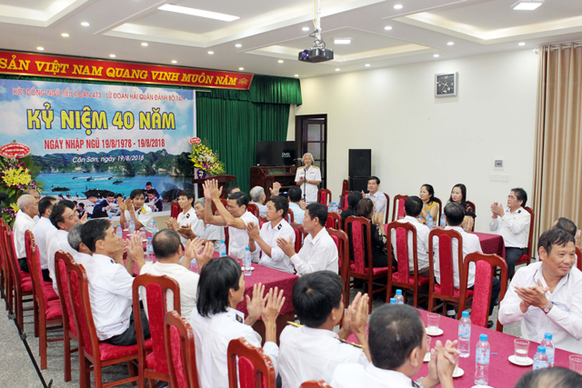 Người chiến sĩ năm xưa của Tiểu đoàn 473 nay là Tổng biên tập báo Bóng đá Nguyễn Văn Phú chia sẻ những kỷ niệm về thời gian đầu Tiểu đoàn 473 được thành lập