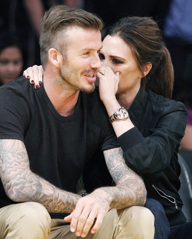 Vợ chồng Beckham coi chừng bị nhà Rooney vượt mặt