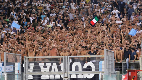 Ultras Lazio khoanh vùng 'đất thánh' tại Olimpico, cấm phụ nữ có mặt