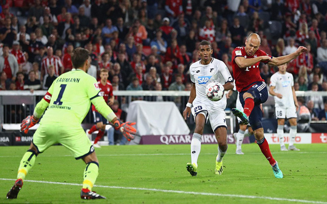 Robben ghi bàn ấn định chiến thắng