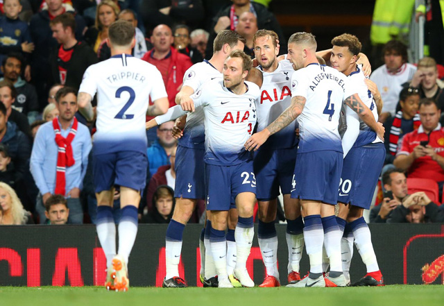Tottenham thi đấu bùng nổ trong hiệp 2 và có bàn thắng khai thông bế tắc của Kane