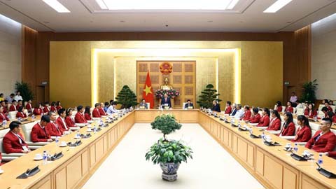 Thủ tướng gặp mặt đoàn thể thao Việt Nam tham dự ASIAD 2018