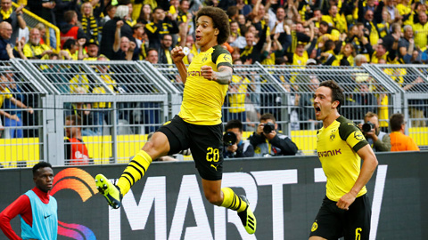 Mới 2 vòng đầu, Axel Witsel đã dần chứng tỏ vai trò thủ lĩnh của Dortmund