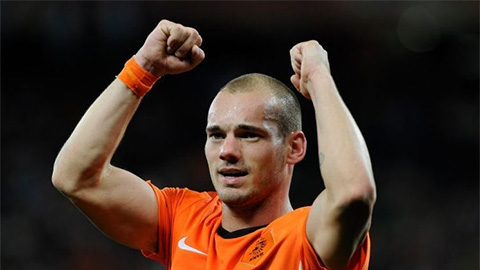 Sneijder: Không cao nhưng người khác phải ngước nhìn