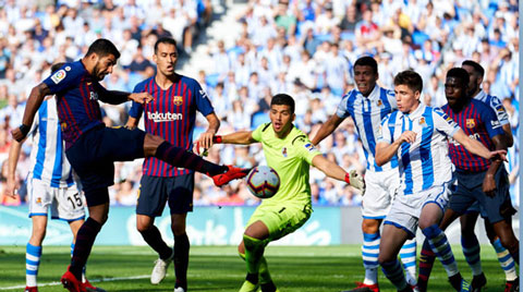 Suarez tỏa sáng ghi bàn gỡ hòa cho Barca