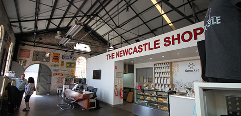 Trước mắt, tiền điện tử sẽ được sử dụng tại cửa hàng lưu niệm của Newcastle và Cardiff