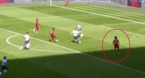 Mane không chuyền cho Salah trong trận đấu với Tottenham