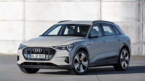 Audi giới thiệu mẫu SUV chạy điện đầu tiên, giá 1,7 tỷ đồng