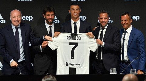 Tại Juventus, Ronaldo kiếm được những khoản tiền không kém tại Real