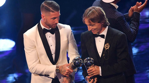Ramos muốn trao luôn Quả bóng vàng cho Modric