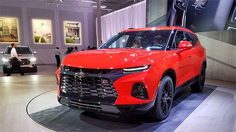 Cận cảnh Chevrolet Blazer 2019 đẹp 'long lanh', giá dưới 700 triệu đồng