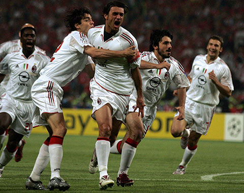 Huyền thoại Maldini là cầu thủ già nhất ghi bàn ở 1 trận chung kết